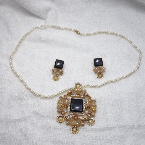 Black Crush Stone Set D210